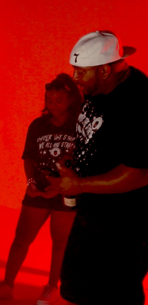GreatDescent's tweet photo. My Daughter said she wanted to make a dis track for some girls in her school. After finishing some presets on her vocals her bars was crack. In the next few months or years if this rap shit really her passion then the only way is to shine bright.  Her energy dope AF. https://t.co/h2fXR0wHNA