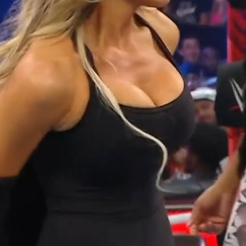 2 pic. Trish Stratus should just do oiled jumping jacks for the last hour of Raw.

#WWE #WWE2K22 #AEWRampage