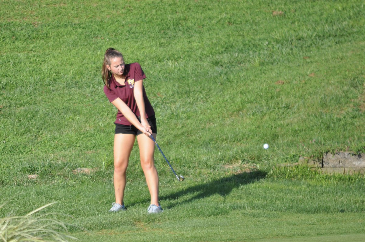 FH_Highschool's tweet image. The girls shot a 190 at the Waterford Invitational tonight, moving them into second place in the TVC standings on the year!