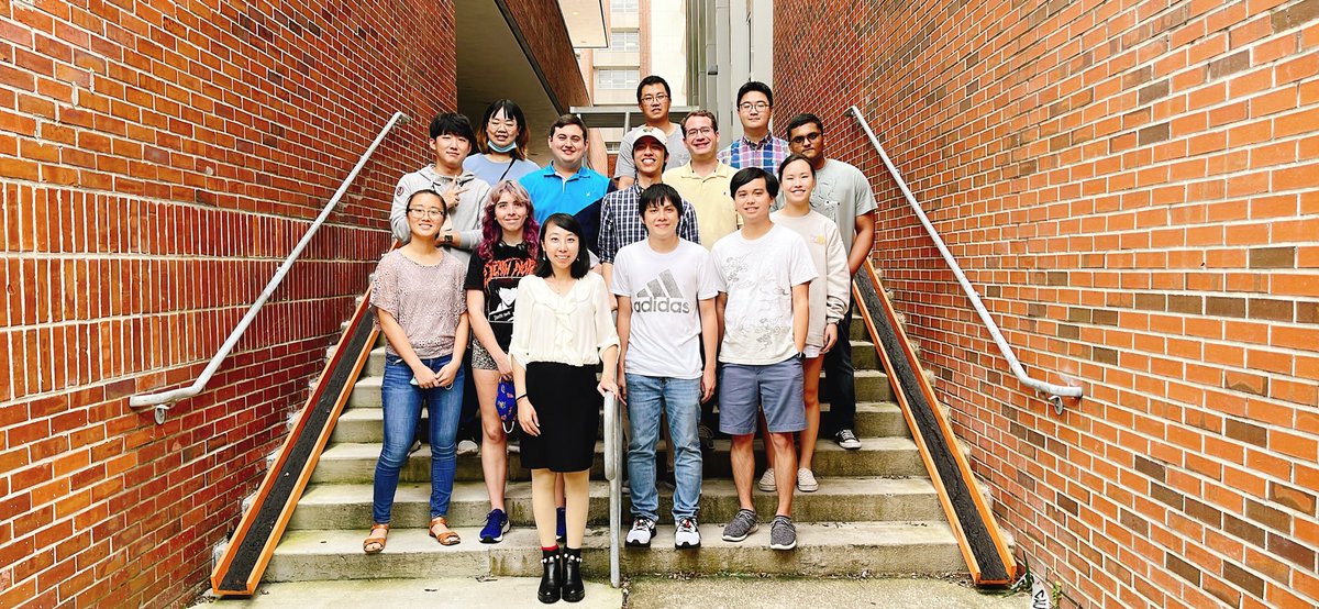 RuoguFang's tweet photo. We had so much fun and inspiration from our first lab meeting to kick off the Fall 2022 semester! @LabFang has been growing for the past 5 years at @UFBME and it is a tremendous joy to celebrate with all SMILE members who have contributed to our lab’s achievements! https://t.co/XDavpRbi13