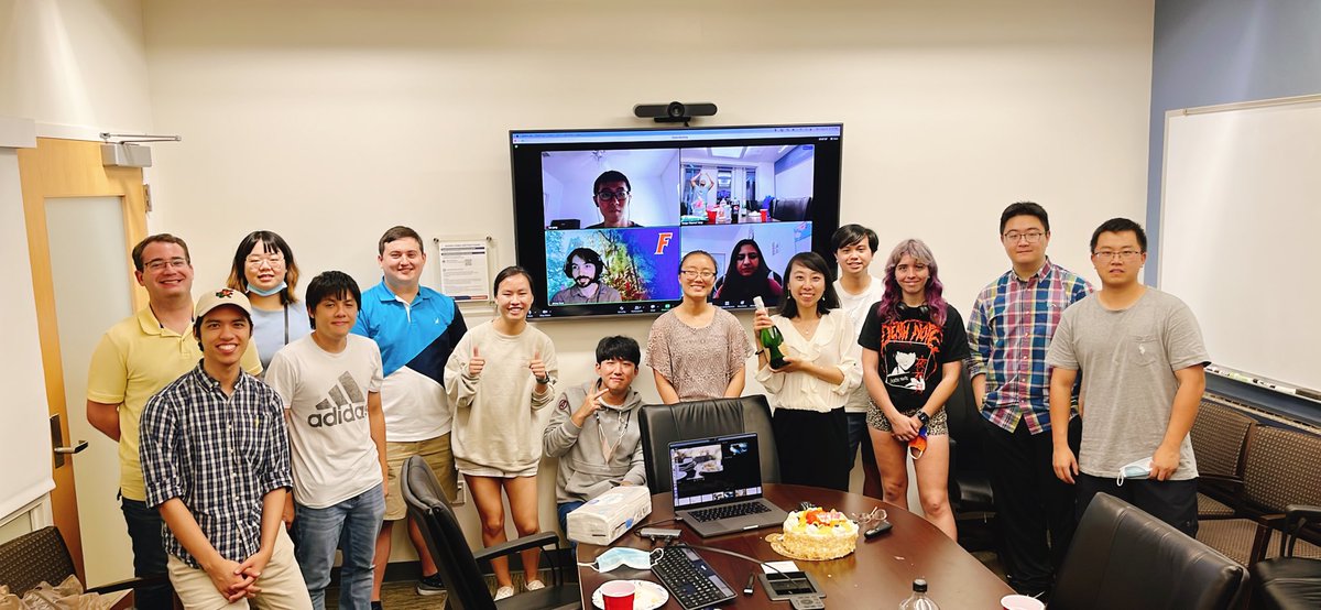 RuoguFang's tweet photo. We had so much fun and inspiration from our first lab meeting to kick off the Fall 2022 semester! @LabFang has been growing for the past 5 years at @UFBME and it is a tremendous joy to celebrate with all SMILE members who have contributed to our lab’s achievements! https://t.co/XDavpRbi13