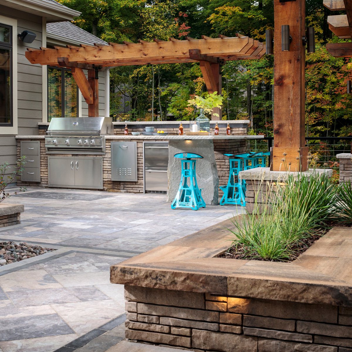 SDPavers's tweet photo. Every home should have an Outdoor Kitchen. Contact @SDPavers today for a free evaluation at 760-571-9900
#SanDiego #Backyard #Driveway #Pavers #Belgard #Patio #PaverPatio #PaverBackyard #Hardscaper #HardscapeSanDiego #BackyardRemodel #Upgrade https://t.co/RO7NFTR9Rd https://t.co/kztKs8Amg9