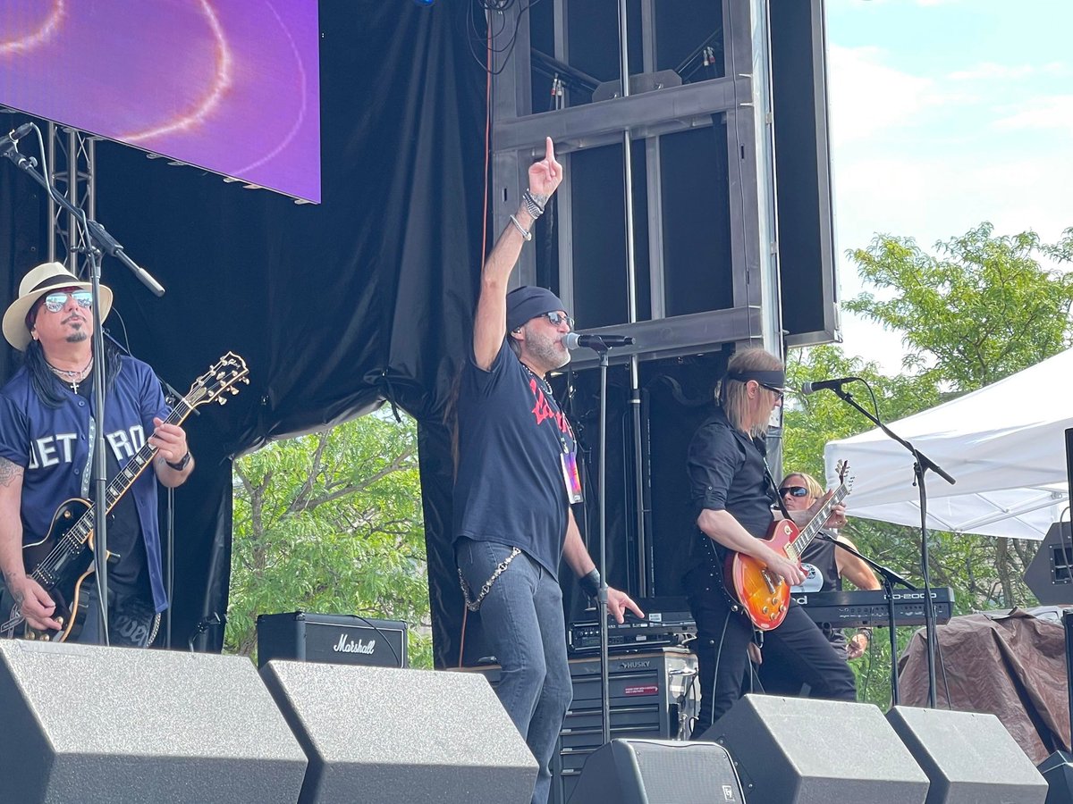 Back to the Bricks tweet media