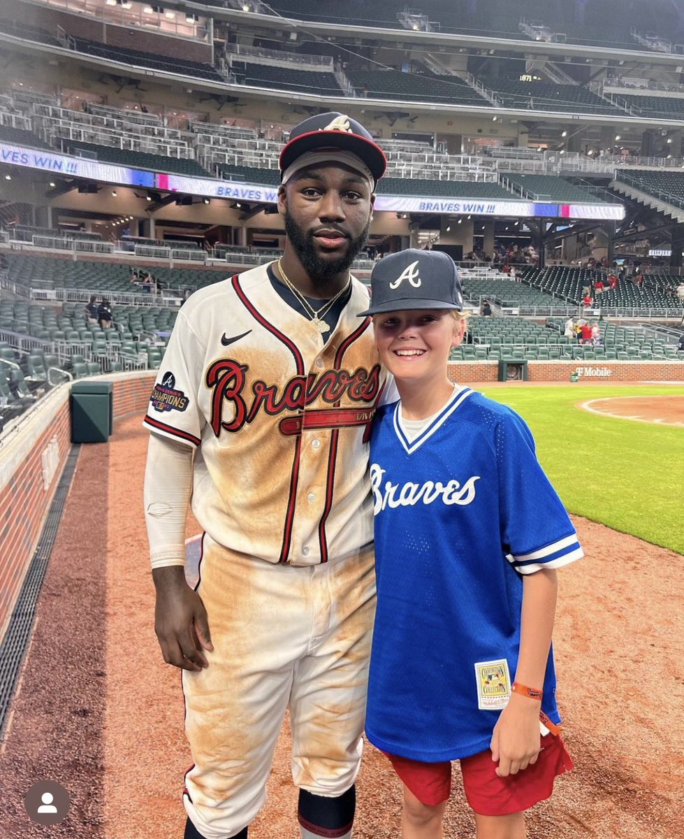 Thanks to <a href="/MoneyyyMikeee/">Michael Harris II〽️</a> ‘s mom for getting my son on the field for a picture on his 13th birthday! Chop on! <a href="/Braves/">Atlanta Braves</a>