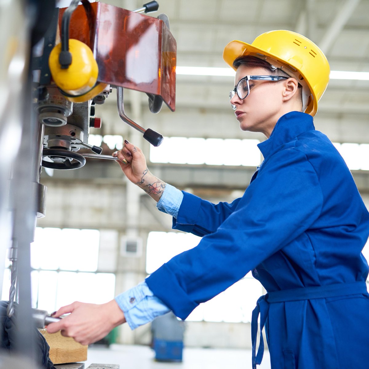 “improvements in technology mean that it’s more about brains than brawn.” – Danielle Schneider, Applications Engineer at Pridgeon &amp; Clay, Inc. Mibiz.com sat down with Danielle to discuss the manufacturing industry for a female.

mibiz.com/sections/manuf…