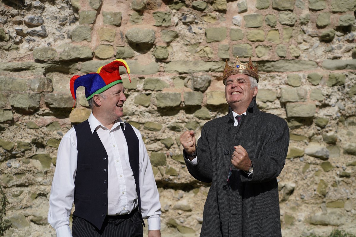 Wow! Three nominations in the <a href="/WeAreDarkChat/">DarkChat</a> Edinburgh Awards: <a href="/Guv47/">Tim Marriott</a> and <a href="/nikolakolai/">Nicholas Collett</a> for their performances, and Best Play (alongside that other Hamlet). Now where's my tux? darkchat.co.uk/news/darkchat-…