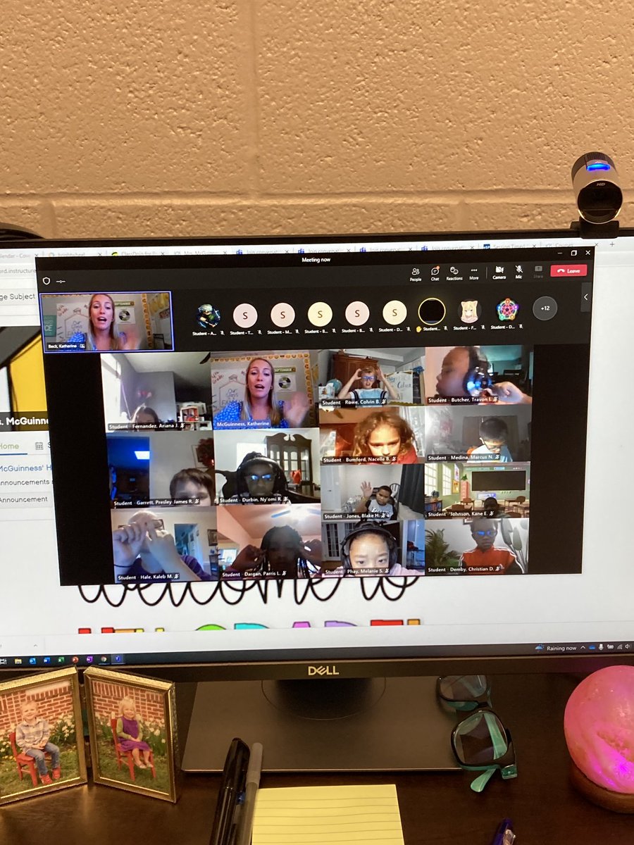 drmack_ed's tweet photo. Mrs. McGuinness at Swan creek teaching her 4th graders virtually!! https://t.co/EkG6rVNzEw