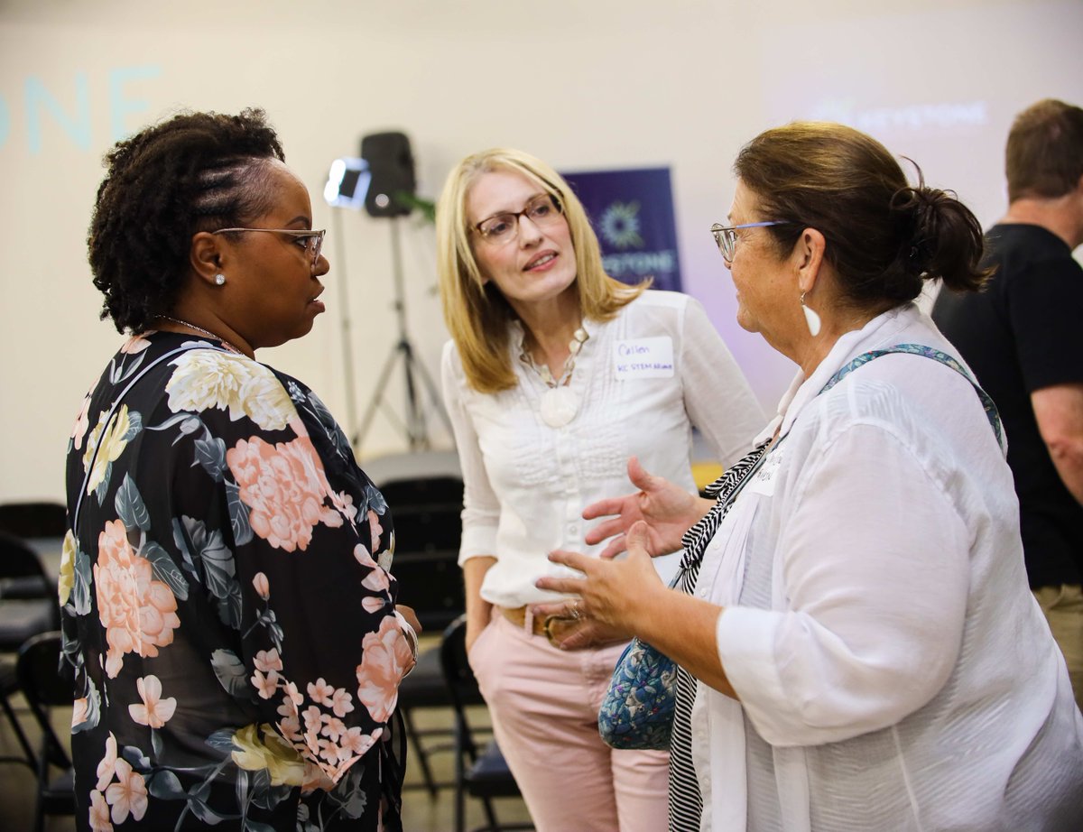 KCKeystone's tweet photo. Have u registered 4 tomorrow's #keystonesessions? https://t.co/axNvB7I8lA Topics include: Human-Centered Design: Why Innovation Cannot Succeed Without Social Justice & Closing the Digital Divide Through Innovation
@KCDefender @startlandedu @Black_Veatch @GoodwillMokan #swagginc https://t.co/jAsbNXUhpa