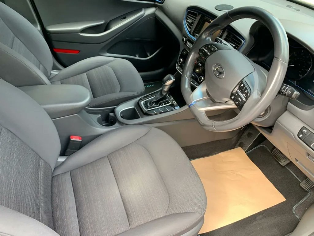 Rushmores_Cars's tweet photo. 💥2017 HYUNDAI IONIQ💥
Just in! This 2017 HYUNDAI IONIQ
1.6 SE 5d 139 BHP With 83500 Miles!

£14,400 or From £267 Per Month!

⬇️Apply Here⬇️
https://t.co/QucF7QBhCj  📊

#cars #catford #london #carsforsale #automobile #supercars #cargram #caroftheday #cardesign #carlovers https://t.co/9nCkMTmEzB