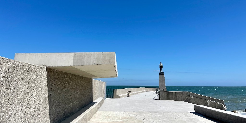 dlrcc's tweet photo. Do you have any photographs of the Dún Laoghaire Baths that you would like to share?

We are planning an exhibition on the history of the Baths which will coincide with the opening this Autumn.

Please email your photographs to info@dlrcoco.ie by Monday, 19th September. https://t.co/FXLZAg6h0h