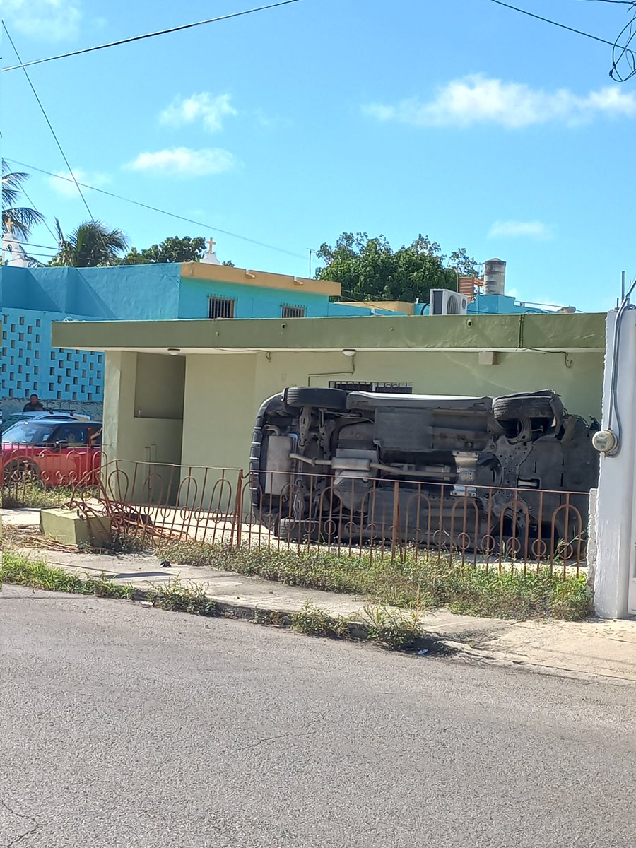 Cuando a tu coche le gusta dormir de lado