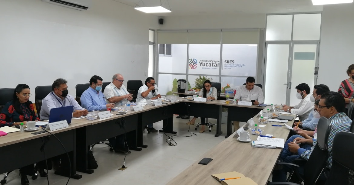 CANIETI_Sureste's tweet photo. Participamos en la tercera sesión ordinaria de la Junta de Gobierno del Parque Científico y Tecnológico de Yucatán. Reconocemos el trabajo de la #SIIES en beneficio del desarrollo científico y tecnológico del estado. https://t.co/fTeV2OHVjG