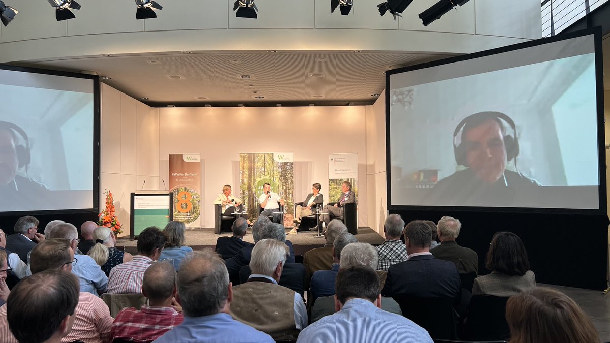 Wie soll ein neues Bundeswaldgesetz aussehen? Diskussion beim Bundeskongress Forstwirtschaftlicher Zusammenschlüsse in Berlin
