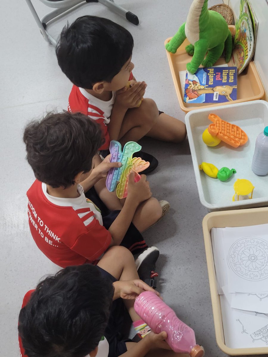farheen_virani's tweet photo. It's all about our wellbeing.Learners co-constructed a center to express & manage their feelings & emotions. #calmingjar #mindfulbreathing #popit #readabook #hugatoy @nehaminda @chchkiwiT @murphypmj @PYP_Teacher @ois_primary #wellbeing @sylvania_frank #socialemotionalwellbeing https://t.co/XGV8et3Fp5