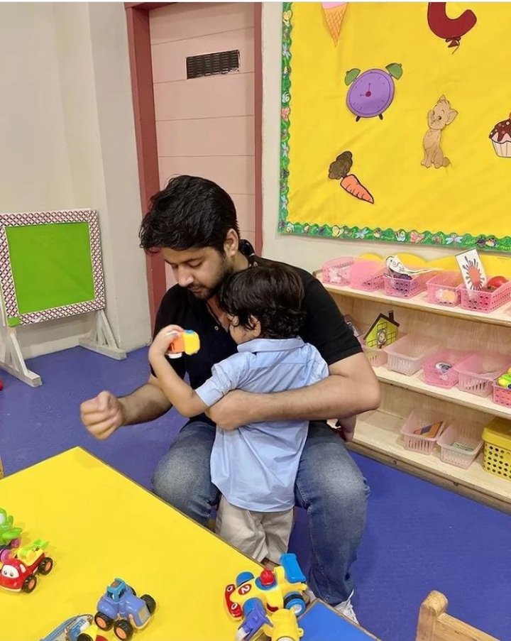 imraniancute's tweet photo. MashaAllah bro looking awesome with ur 🤴 Prince💖💖
#loving&caring #hayeee Mai to aapko bas dekhti rahti hun https://t.co/OSiVNL6Beg