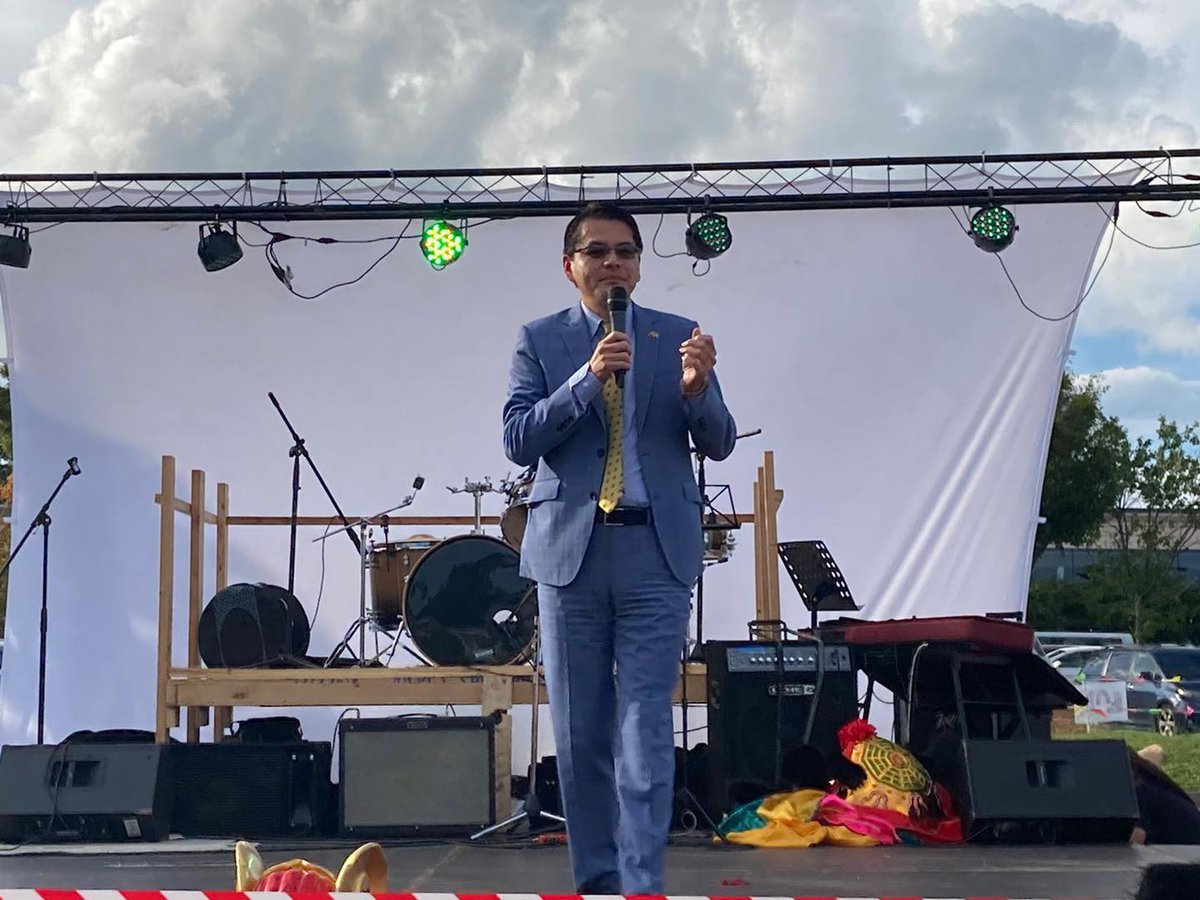 teco_in_atl's tweet photo. #TaiwanNightMarket 🇹🇼🇺🇸🌆🍑🧋🍗  This year’s “Taiwan Yes” Night Market, hosted by the ATAA, was another hit! DG Wang was honored to give welcoming remarks to attendees on Saturday. Thanks to everyone who came out to support the Taiwanese community this weekend! https://t.co/M0q8NGC3Bf