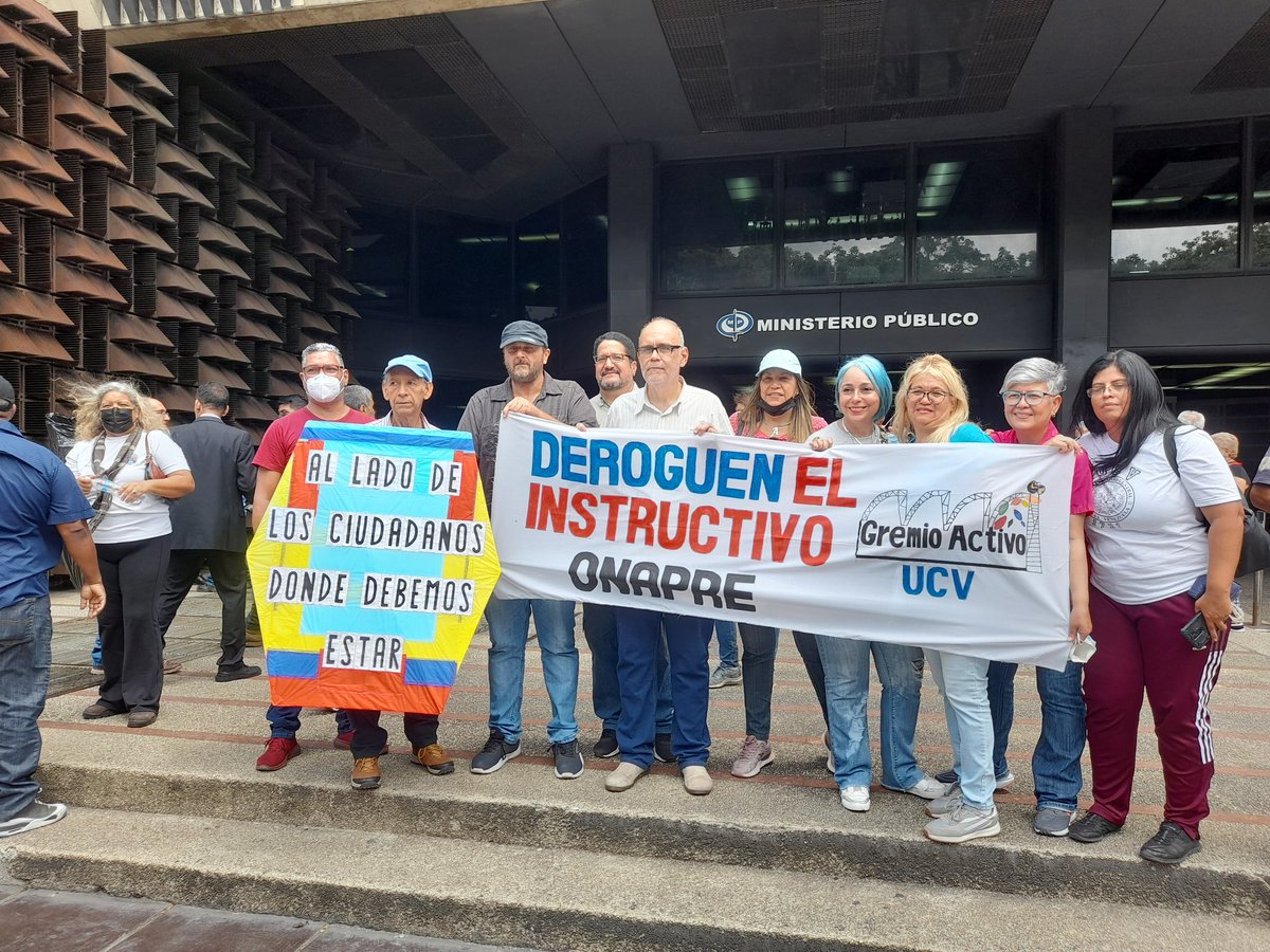 #GremioActivo estamos presentes en la protesta y concentración unitaria de trabajadores <a href="/gregorio_afonso/">jose gregorio afonso</a> <a href="/camberin/">Luis Crespo</a> <a href="/gustavomaizm/">Gustavo Maiz</a>