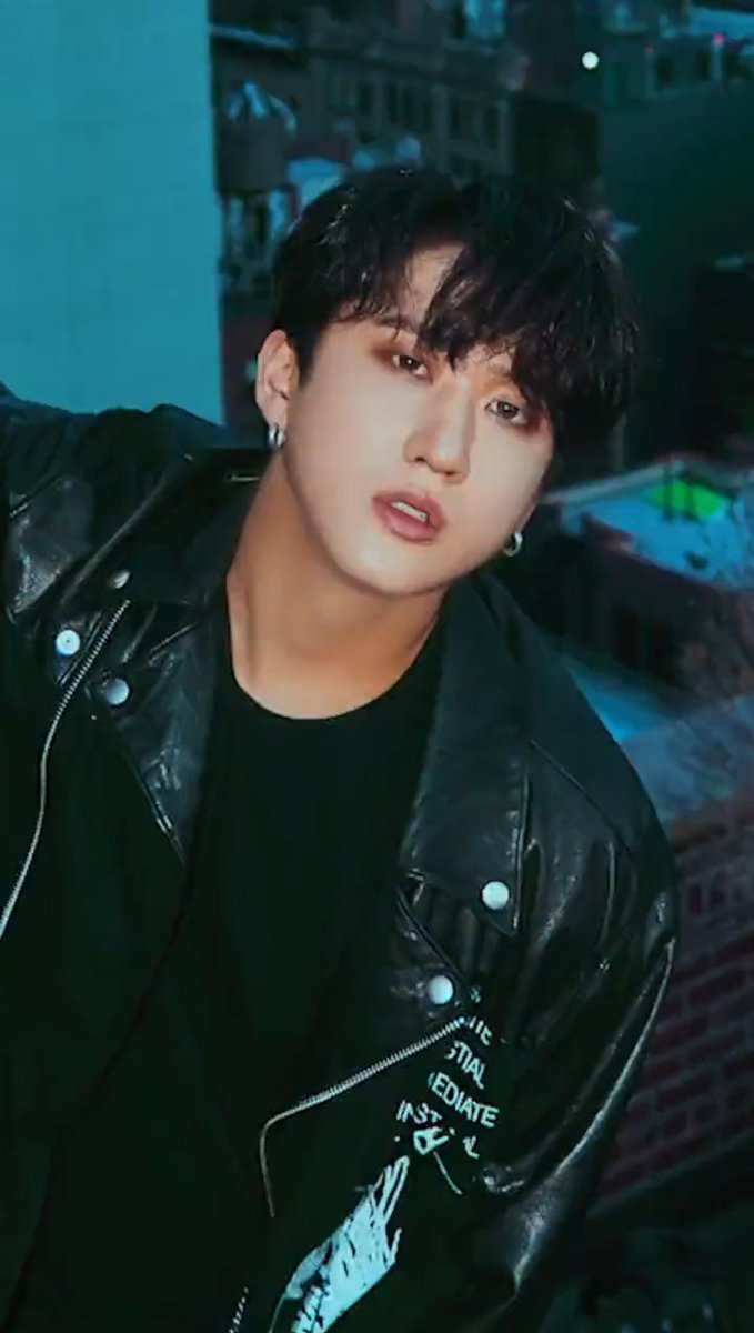 spearbinarchive's tweet photo. "MAXIDENT" Trailer CHANGBIN Ver. CUT [4/4]

#changbin #창빈 #チャンビン #dwaekki #🐖🐇 

#StrayKids #스트레이키즈 
@Stray_Kids #YouMakeStrayKidsStay
#MAXIDENT  #StrayKidsComeback https://t.co/Uky7KtCwUt