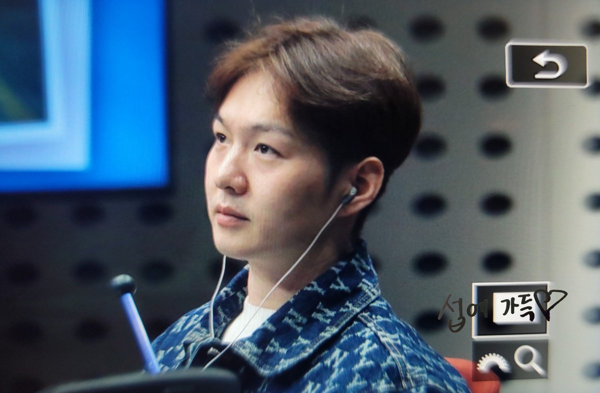 220906 비키라 창섭 프리뷰

#비투비 #이창섭 #창섭 <a href="/LeeCS_BTOB/">이창섭</a>