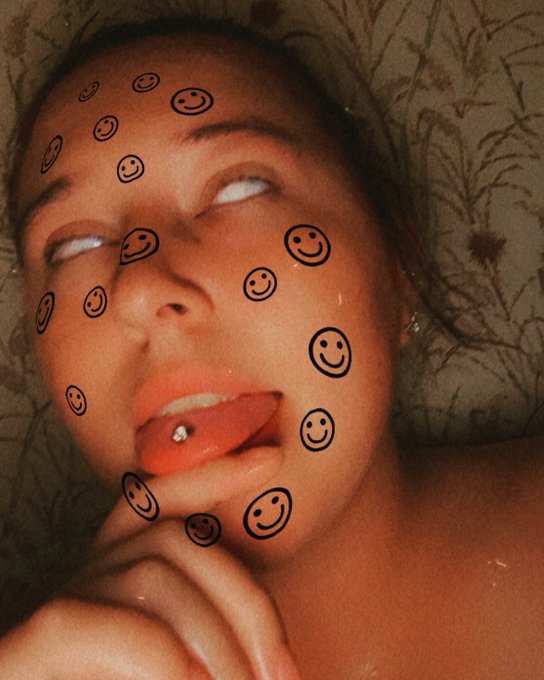 Cum join me in the bath for my birthday 🥳🥵 #hotwife #onlyfans #onlyfansgirl #birthdaygirl https://t.<a href="/tag/hotwife"class="tags">#hotwife</a><a href="/tag/birthdaygirl"class="tags"><span>#birthdaygirl</span></a><a href="/tag/onlyfans"class="tags"><span>#onlyfans</span></a><a href="/tag/onlyfansgirl"class="tags"><span>#onlyfansgirl</span></a>