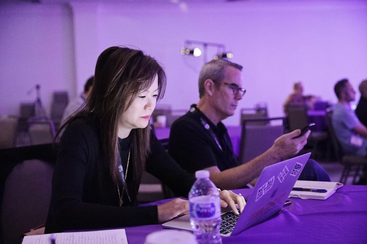 VMWCon's tweet photo. What are your goals as a business owner? If we told you there is a way to generate millions in revenue through video, would you want to hear about it? Join us at the Video Marketing World Conference in Dallas to learn more! Get your tickets before they sell out! Link in bio. https://t.co/kXBlxpsqmG