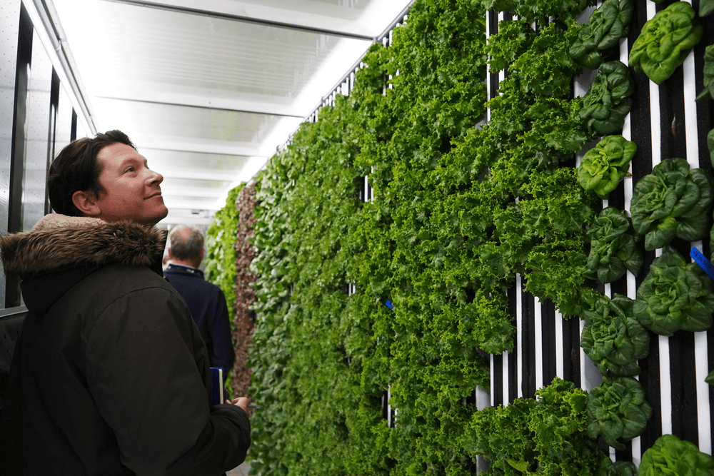 Edge_IR's tweet photo. @FreightFarms wins IoT Monitoring honor at @AgTech_Awards #AgTechBreakthrough #FreightFarms #IoT #monitoring #SmartAg #edge #edgecomputing https://t.co/CD8jwCM7cL https://t.co/xgPLelQNTo