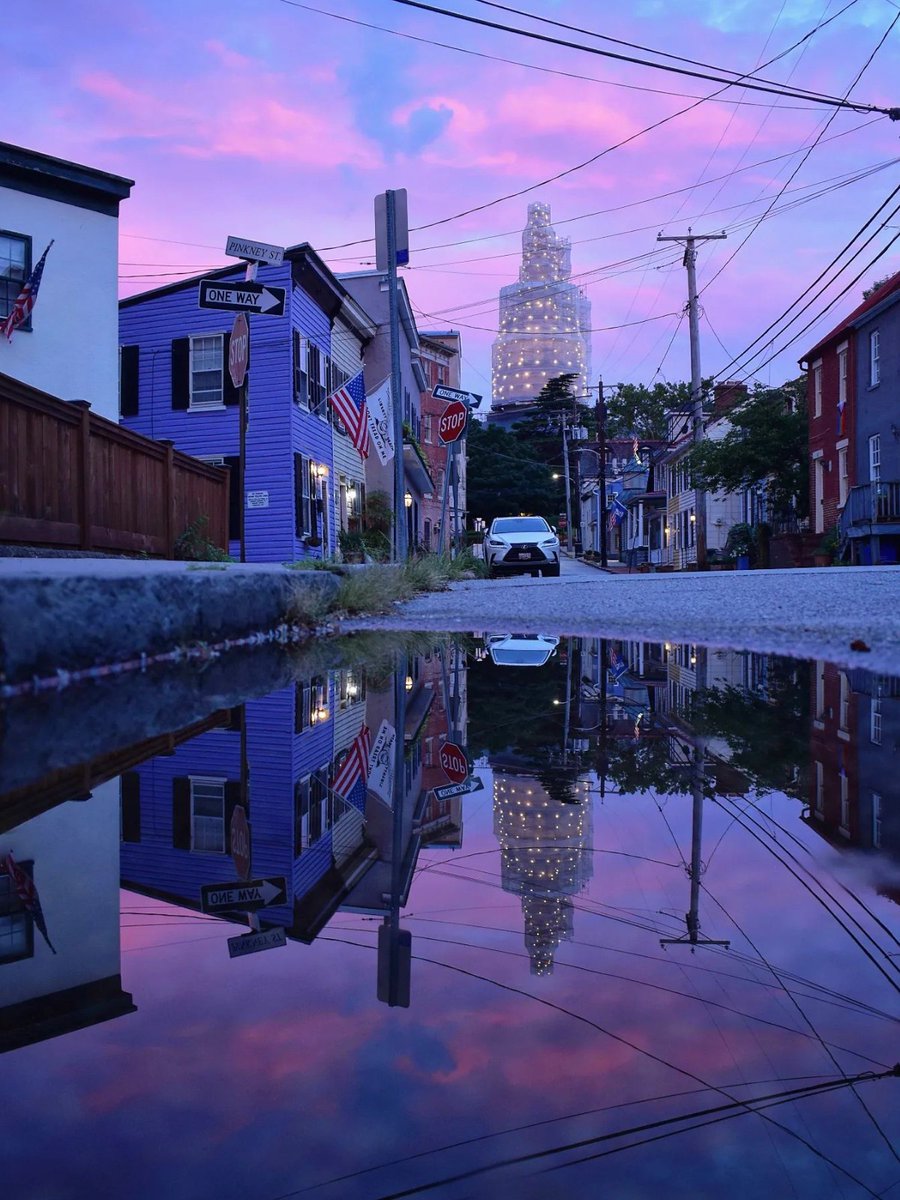 VisitAnnapolis's tweet photo. There is beauty in the rain, especially in downtown #Annapolis!

📸 @wyatt_wingfoot

#visitannapolis #sunrise #sunset #September #fallskies #rainday #seasons #getaway #falladventure https://t.co/CwlOmGpMkG