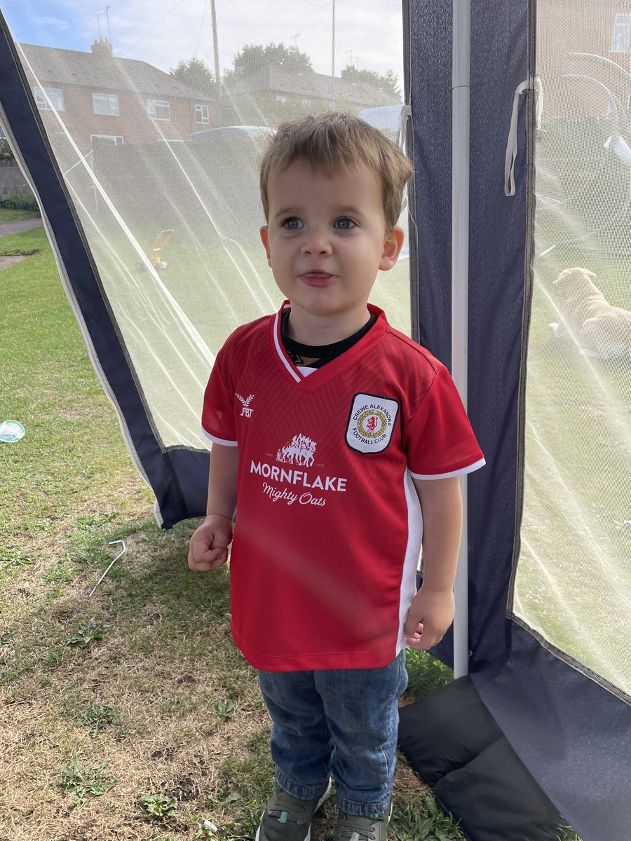 zothebo's tweet photo. Well here he is @lorencooper24 youngest supporter kit all ready @CreweAlexWomen @rhigriffiths97 #footyfan https://t.co/s78vbqXSJG