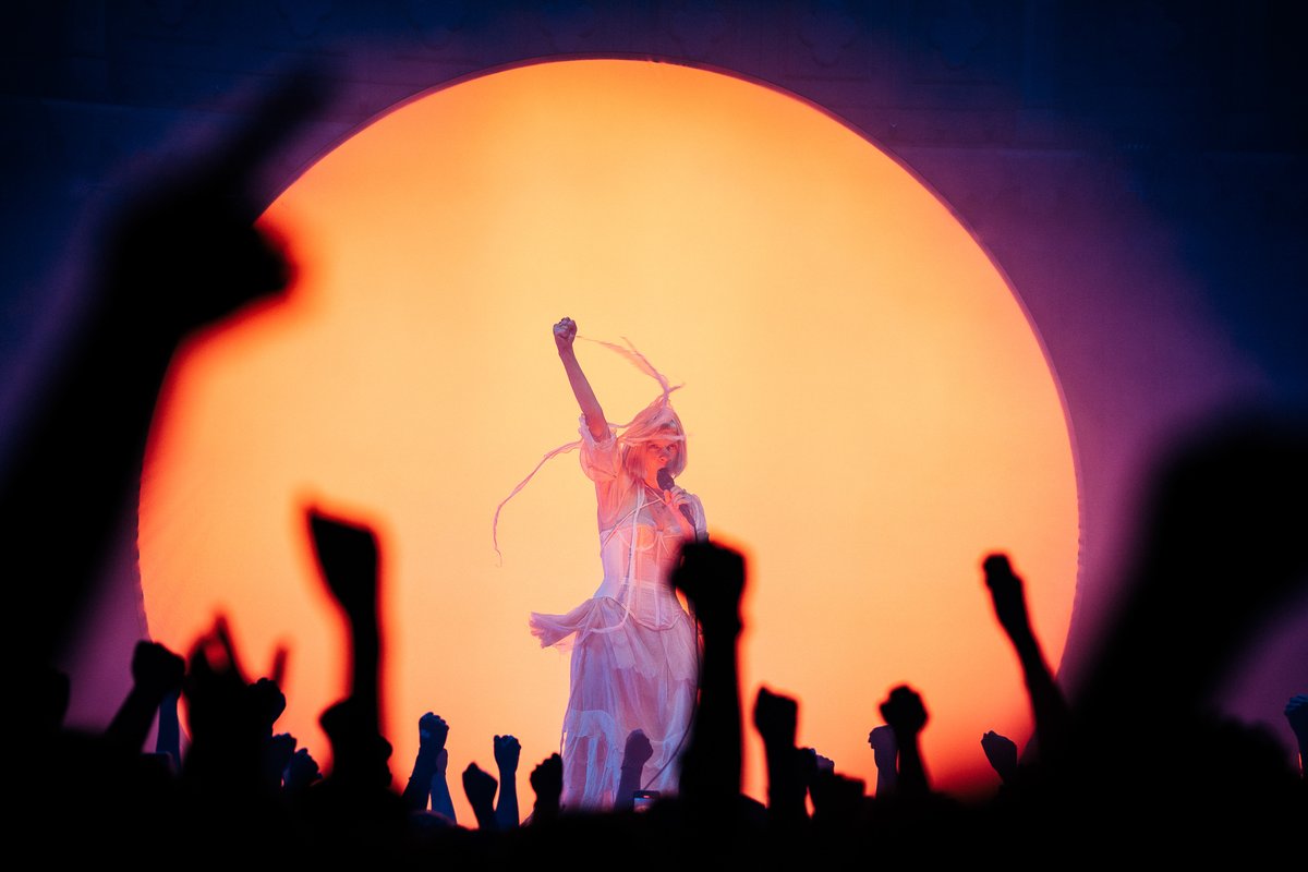 ParadisoAdam's tweet photo. Op vrijdag 2 en zaterdag 3 gaf @AURORAmusic twee magische concerten in Paradiso, met in het voorprogramma @theaemwang en Sei Selina. Bekijk hier de prachtige foto's van @jessie_kamp terug. https://t.co/Gve3Evi6ob