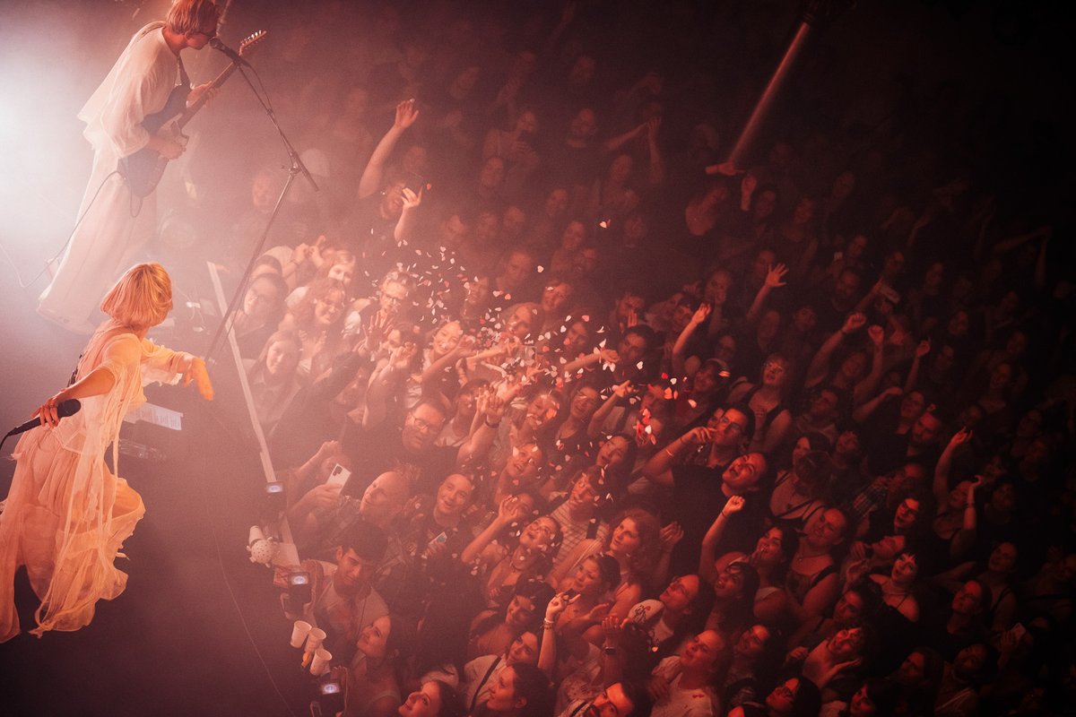 ParadisoAdam's tweet photo. Op vrijdag 2 en zaterdag 3 gaf @AURORAmusic twee magische concerten in Paradiso, met in het voorprogramma @theaemwang en Sei Selina. Bekijk hier de prachtige foto's van @jessie_kamp terug. https://t.co/Gve3Evi6ob