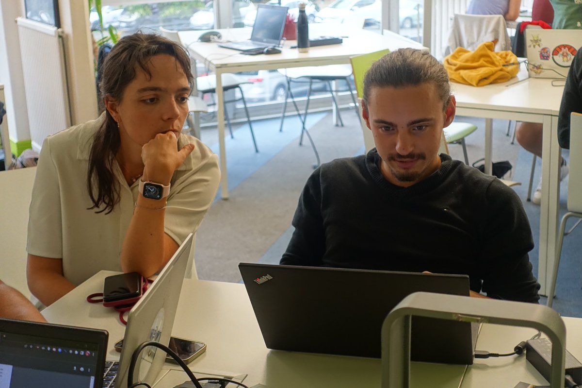 dimitry18's tweet image. 🚀 #EpitechMoonshot : Nouvelle journée dédiée à la santé, un thème porteur sur le bassin rennais. Merci aux entreprises et à nos alumni pour être venus guider les étudiants : @_mapui @esanteBretagne - Biotech Santé Bretagne - Simango - Jay @syopelife et Alban @Alten_france 🙏