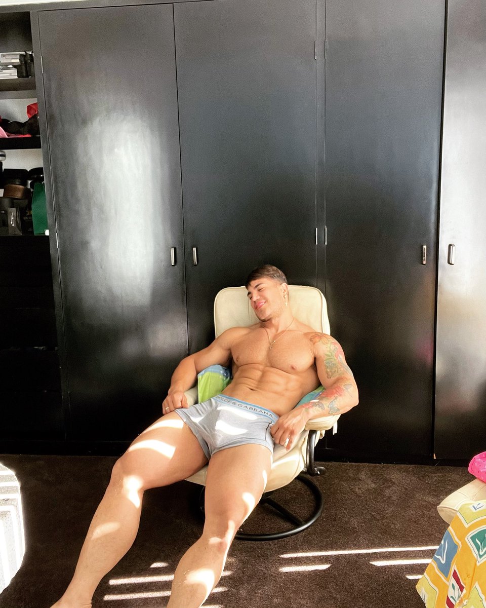 onlyfans.com/argenisfit 😈😈😈