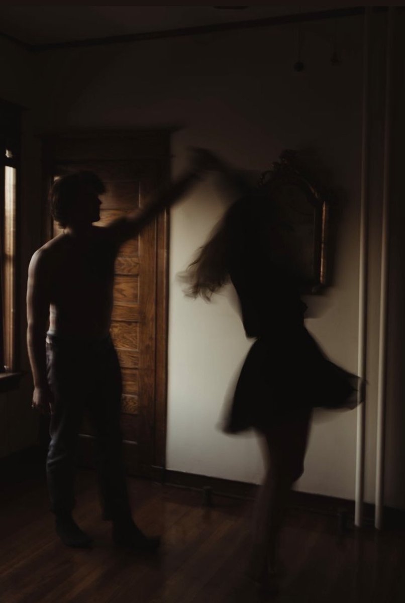 lylshofferson's tweet image. back in my arms again i love you my azzie