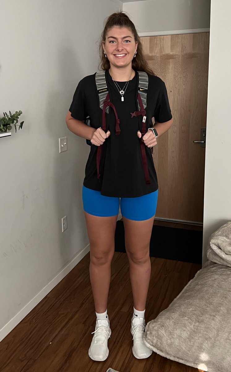 GopherVBall's tweet photo. Happy first day of school, #Gophers 📚 https://t.co/wIADHOTmiG
