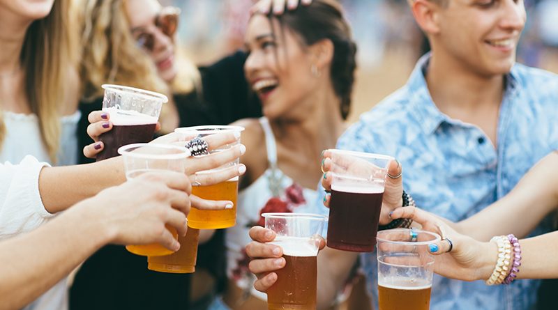 TheLogNewspaper's tweet photo. This is the 20th Annual Micro Brew Fest in Two Harbors, and there will be live music as well as a healthy selection of microbrews.
https://t.co/L5v6RCfwC8 #microbrewfest #twoharbors #beertasting #festival #suncountymarinegroup #avalonslionclub #islandcompany https://t.co/FMYd187qbG