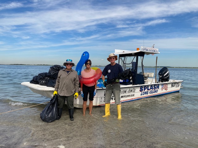 OperationSPLASH's tweet photo. Did your summer fun impact the 
environment this year? 

Make a SPLASH, don't leave your trash! #operationSPLASH https://t.co/2C8K9z9r4o