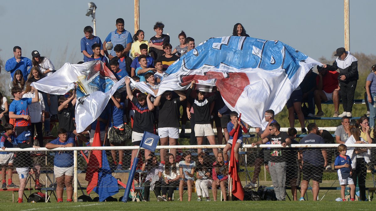 chelocarubin's tweet photo. Por la primera fecha del #TorneoDelInteriorA 2022 @tequerugby venció por 20-18 a @jockeyclubros #Teque #JockeyRos #URC #UAR @URCrugby @unionargentina https://t.co/1xrz5zNBHq