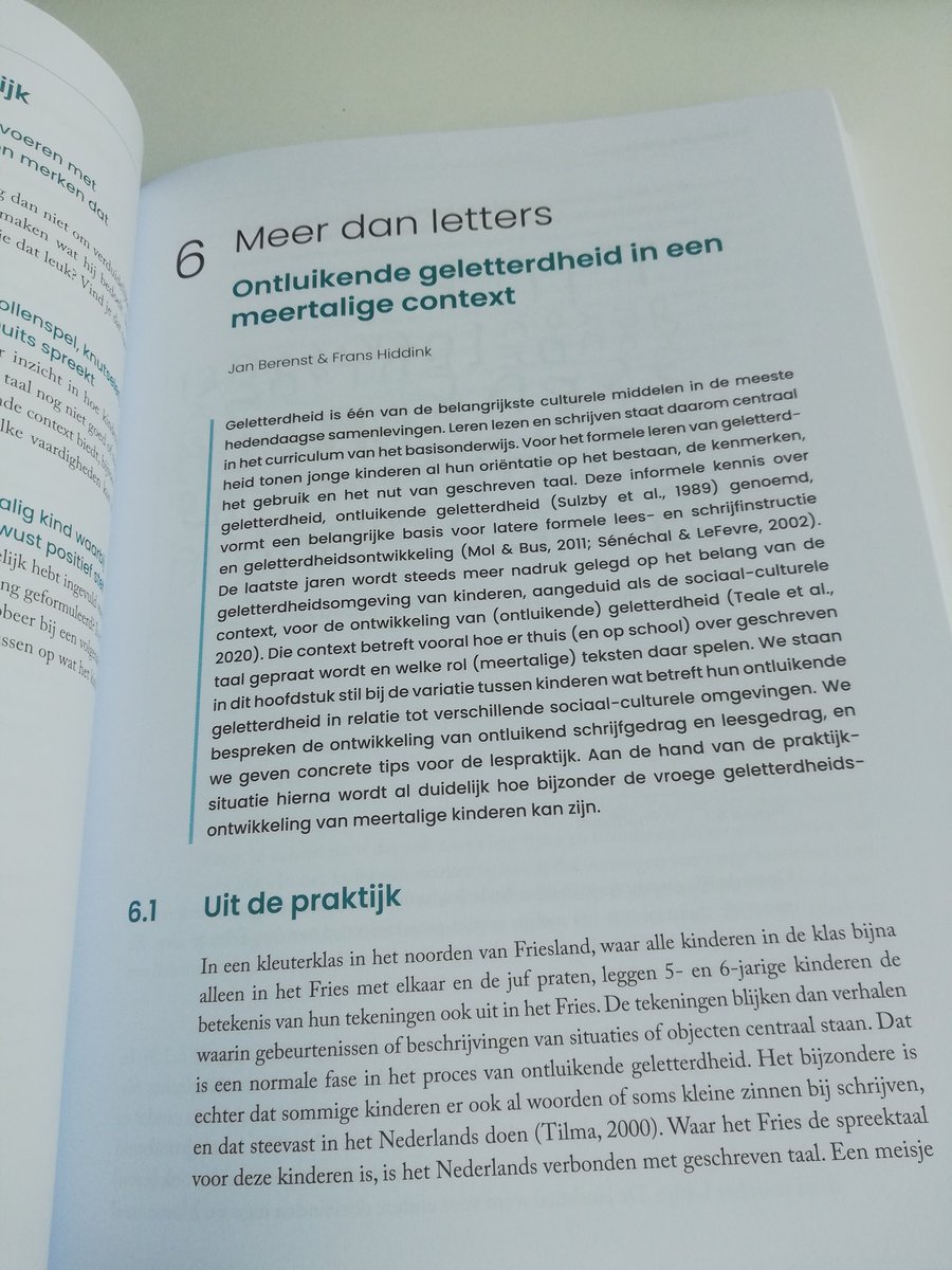 Wat een leuke verrassing viel er vandaag op de deurmat: Het nieuwe boek talenbewust lesgeven van <a href="/uitgCoutinho/">Uitgeverij Coutinho</a> ziet er geweldig uit! Felicitaties aan <a href="/JoanaDuarte77/">Joana Duarte</a> @MirjamGuenther <a href="/Fauvedebacker/">Fauve</a> <a href="/CarolienFrijns/">Carolien Frijns</a> en Babs zonder Twitter. Leuk dat Jan en ik hieraan mochten bijdragen