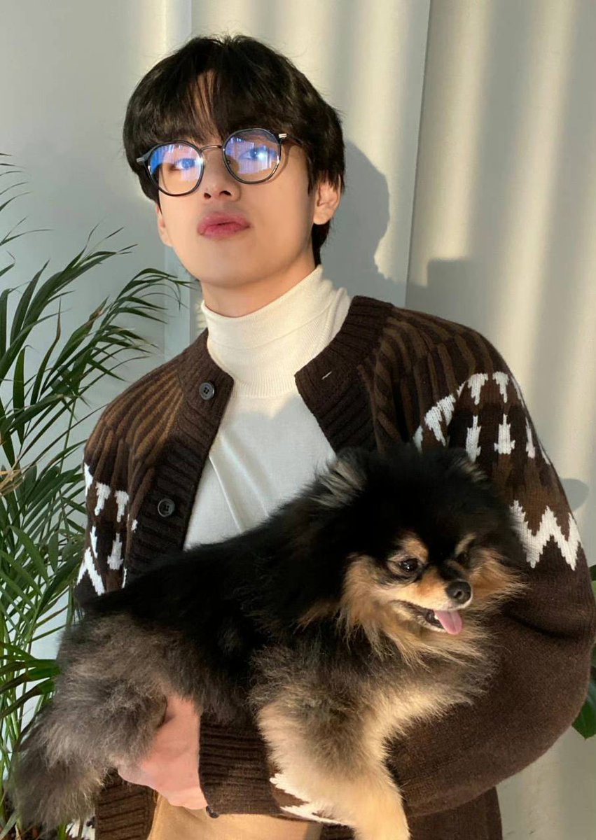armyforever0620's tweet photo. Taehyun's cutest dog!!
Happy birthday YEONTAN☺️  #YEONTANDAY 
#HappyBirthdayYeontan 
#연탄아_5래5래_아빠곁에함께하자 https://t.co/C1w1pjRy8B