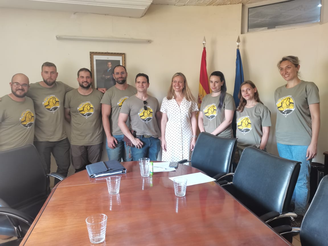 Rencontre à l'Ambassade d'Espagne avec 8 paléontologues espagnols qui font partie d'une mission scientifique organisée par l'université <a href="/UChicago/">The University of Chicago</a> dans le cadre du programme <a href="/HeritageNiger/">NigerHeritage</a>