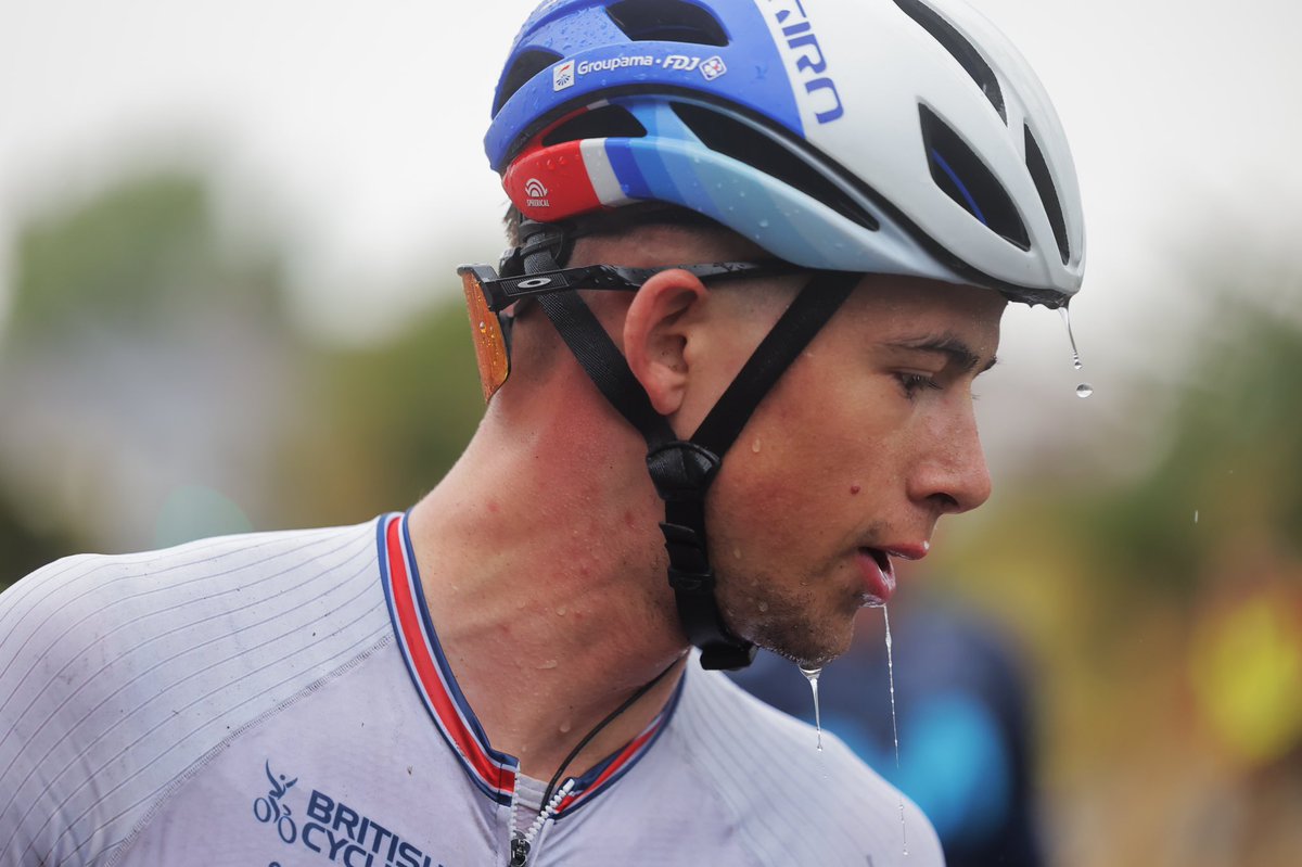 Little bit soggy today <a href="/TourofBritain/">Lloyds Tour of Britain</a> 

#raynerfund @DaveRaynerFund