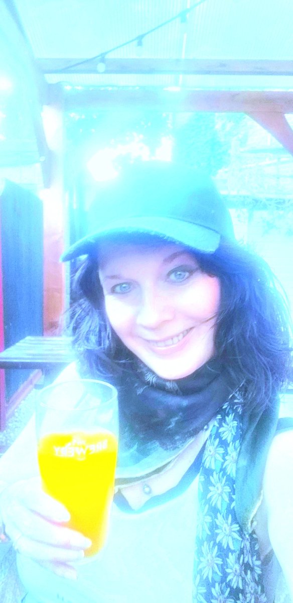 Bono66020372's tweet photo. #Selfie 2nd September drinking a pint of orange juice & lemonade in the #beergarden at #TheBlackCatBreweryTap #supportinglocalpubs #roadmaptothepubs #British https://t.co/gSYZ18NSUq
