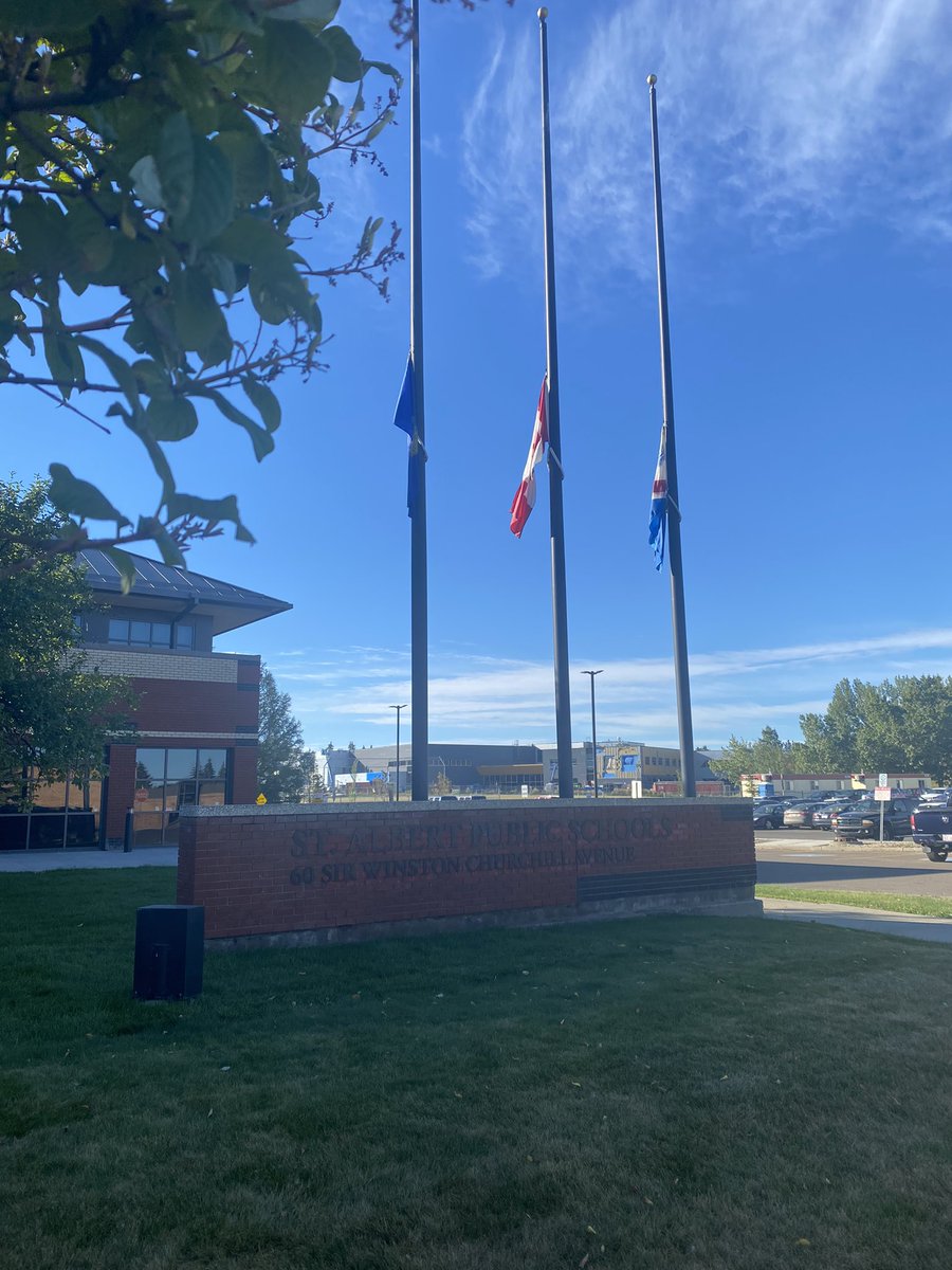 StAlbertPublic's tweet photo. The flags at our division office have been lowered as we remember and pay our respects to the victims of the horrific events in Saskatchewan this weekend. Our thoughts are with all those affected by this tragedy as we hope for healing. https://t.co/dC75HMa75v