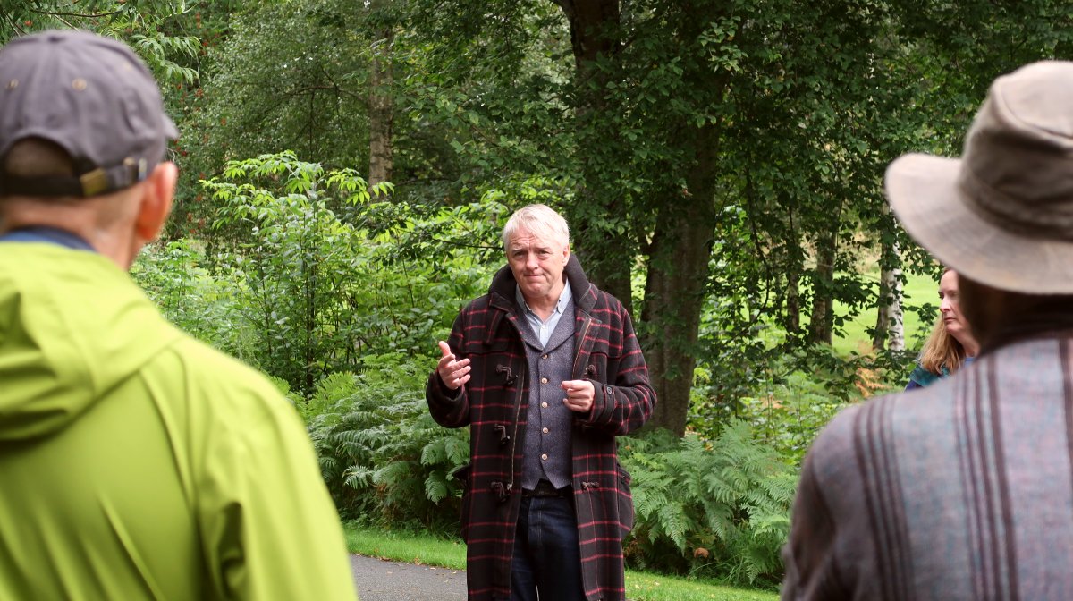 Today the Community Assets Transfer panel visited the Dalerb site and met the team. Mike presented the vision for our new museum, as we move towards the next stage of the development.

We even got the good biscuits out for them!

-
-

#ironagemuseum #scotland #ScotArchMonth