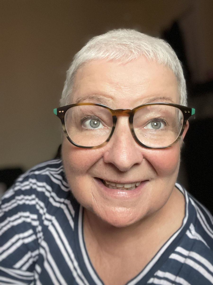 Janey Godley tweet media