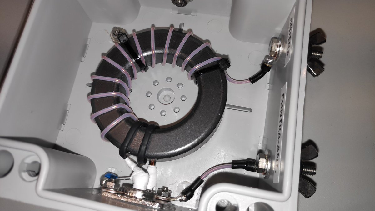 EB4HRA's tweet photo. End Fed Half Wave transformer (3-30 MHz, 200w SSB)

https://t.co/lOEcvacx4B https://t.co/IJyeOtqp0P