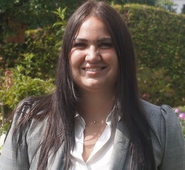 educalis_ch's tweet photo. Nous sommes heureux d’accueillir Madame Federica Favre, notre nouvelle directrice du Centre de vie enfantine des 6 Sens.
#enfants #crèche #garderie #parents #enfance #pédagogie https://t.co/7Q1w1K6V1f