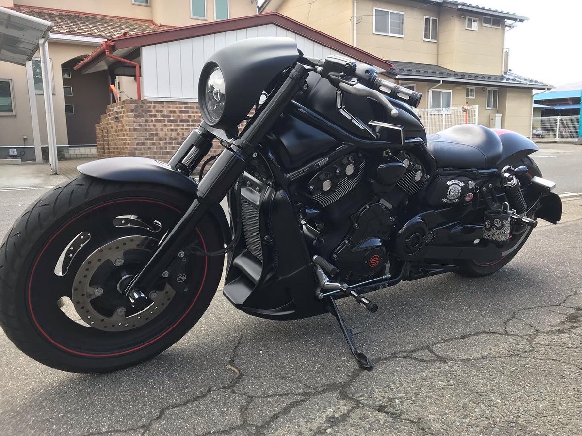 hd_vmonster's tweet photo. #vrscdx
ラジエーターカバー交換&各所ブラックアウト〜
ありがとうございました!
#vrod
#ブイロッド #ナイトロッドスペシャル
#harleydavidson #ハーレー #ハーレーダビッドソン #ブイモンスター #vmonster #福島
#福島ハーレー #福島バイク #ハーレー福島 #福島市ハーレー https://t.co/QPfHkhds6f