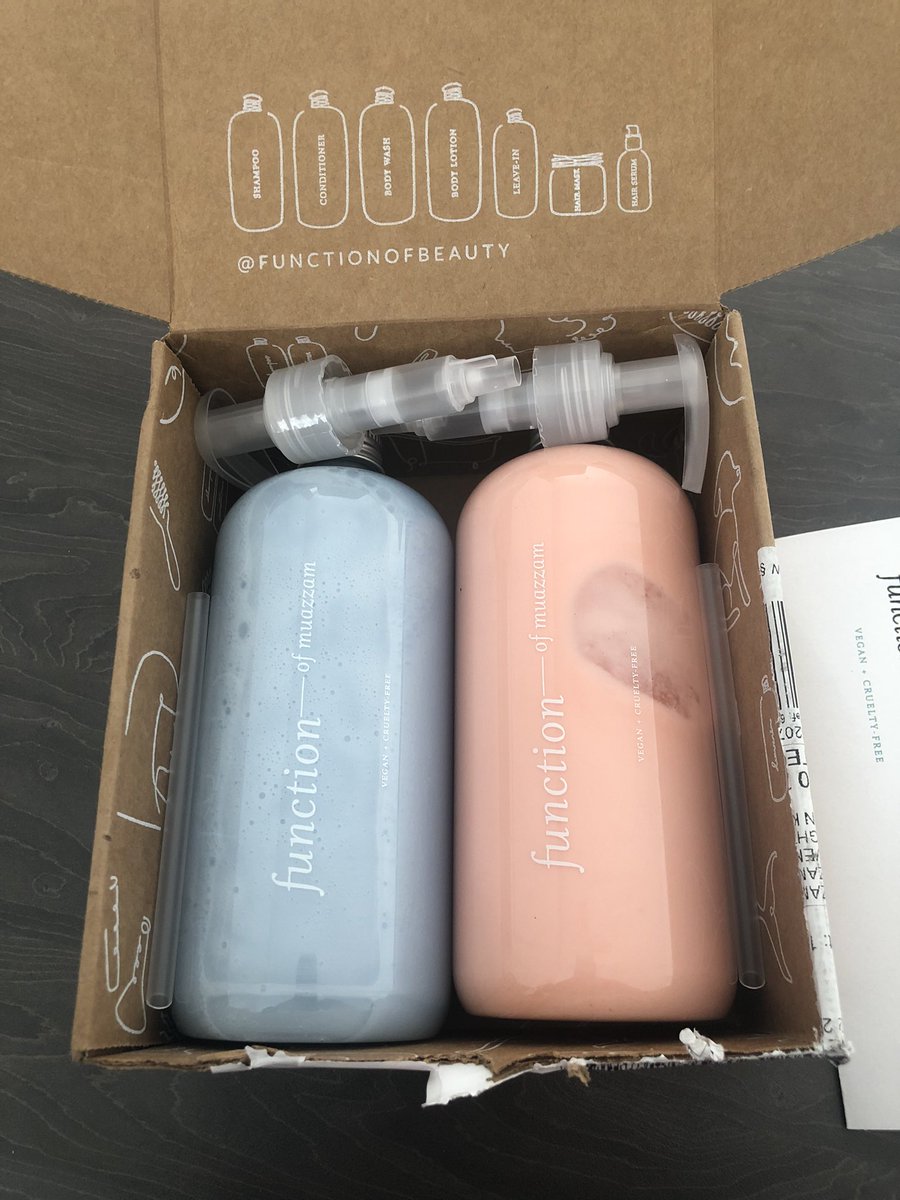 mo737's tweet photo. You know you’re an adult when you get excited over hair care 🥰😍 @fxofbeauty #functionofbeauty #fxofbeauty https://t.co/piDo2Eqd0E