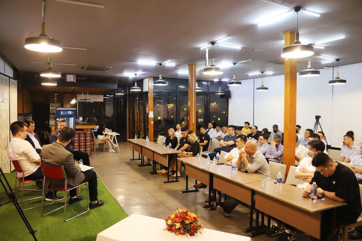 OffChainSaigon's tweet photo. 2nd OffChain Saigon Meetup

Hello our community, we had an informative discussion panel on 'Capital Raising and Structuring for Blockchain Companies'. Our speakers shared concrete information with multiple perspectives. Here is a recap. https://t.co/nz3IcYePN4